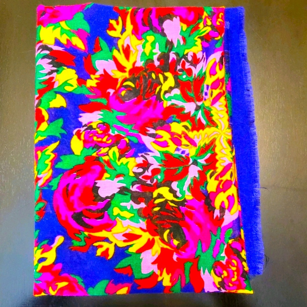 Vtg. Challis | by Berkshire Scarf